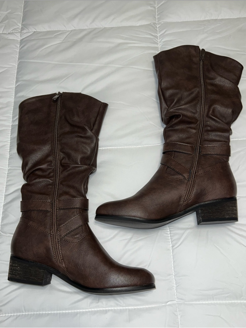 Women's Dream Pairs Brown Mid-Calf Buckle Boots Size 8 NWOT - Picture 4 of 6